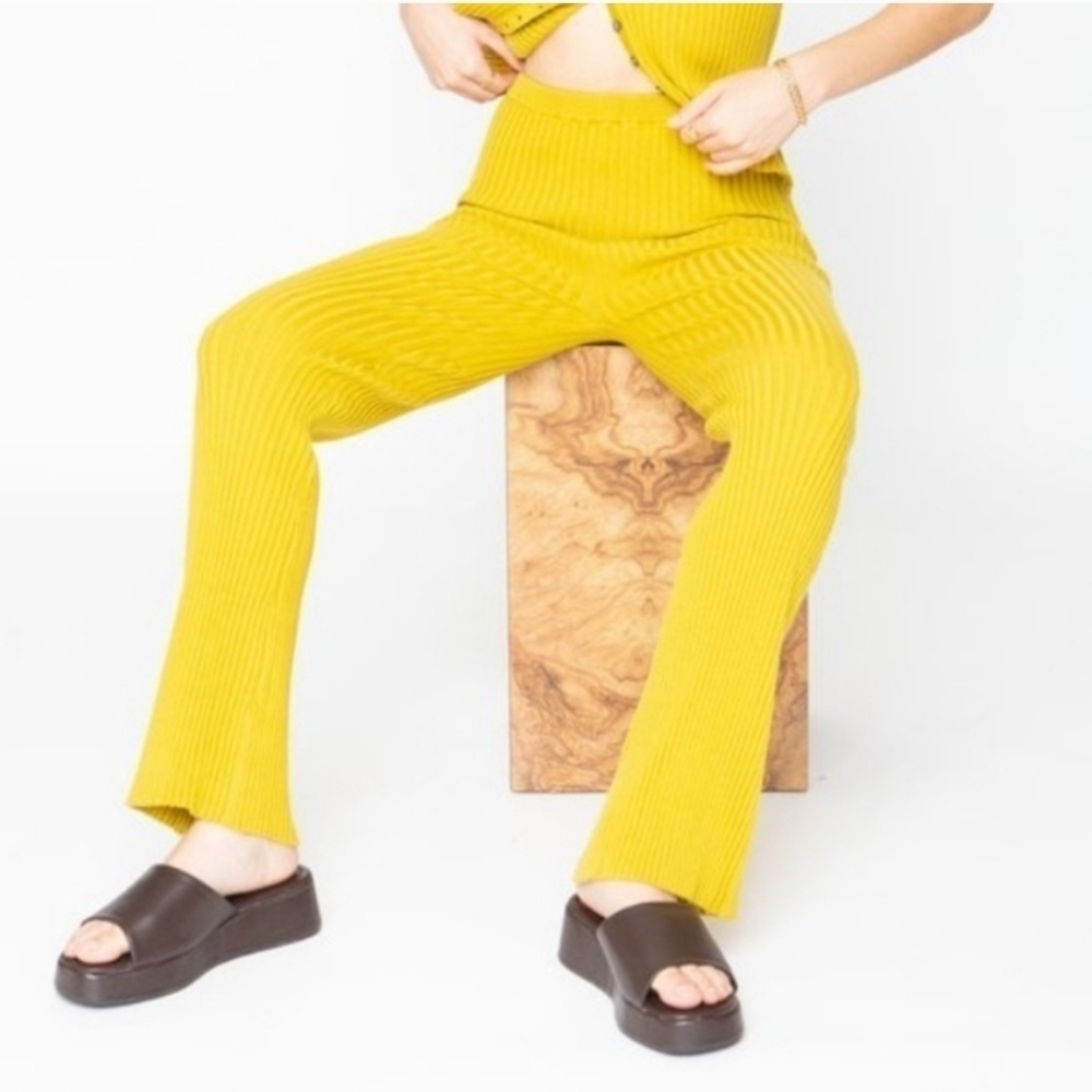 Callahan Trish Yellow Ribbed Knit Flare Pants Size Large